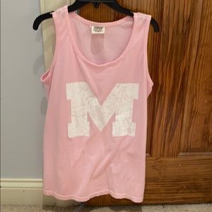 Light pink M tank!